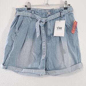 *NWT* YMI Light Wash High-Rise Shorts, size 11/30